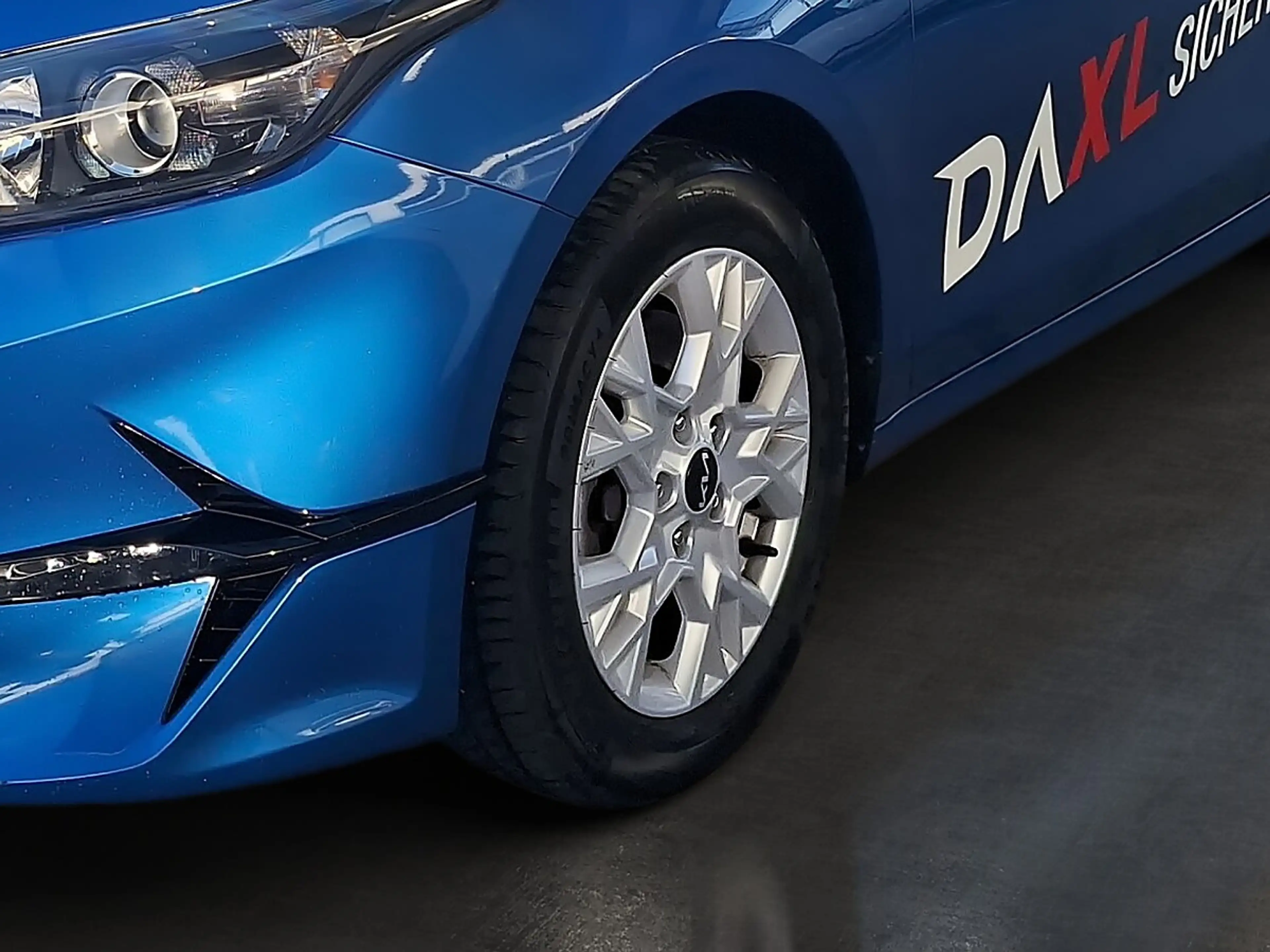 Kia Ceed / cee'd ceed 1,0 T-GDI GPF Silber — photo 9