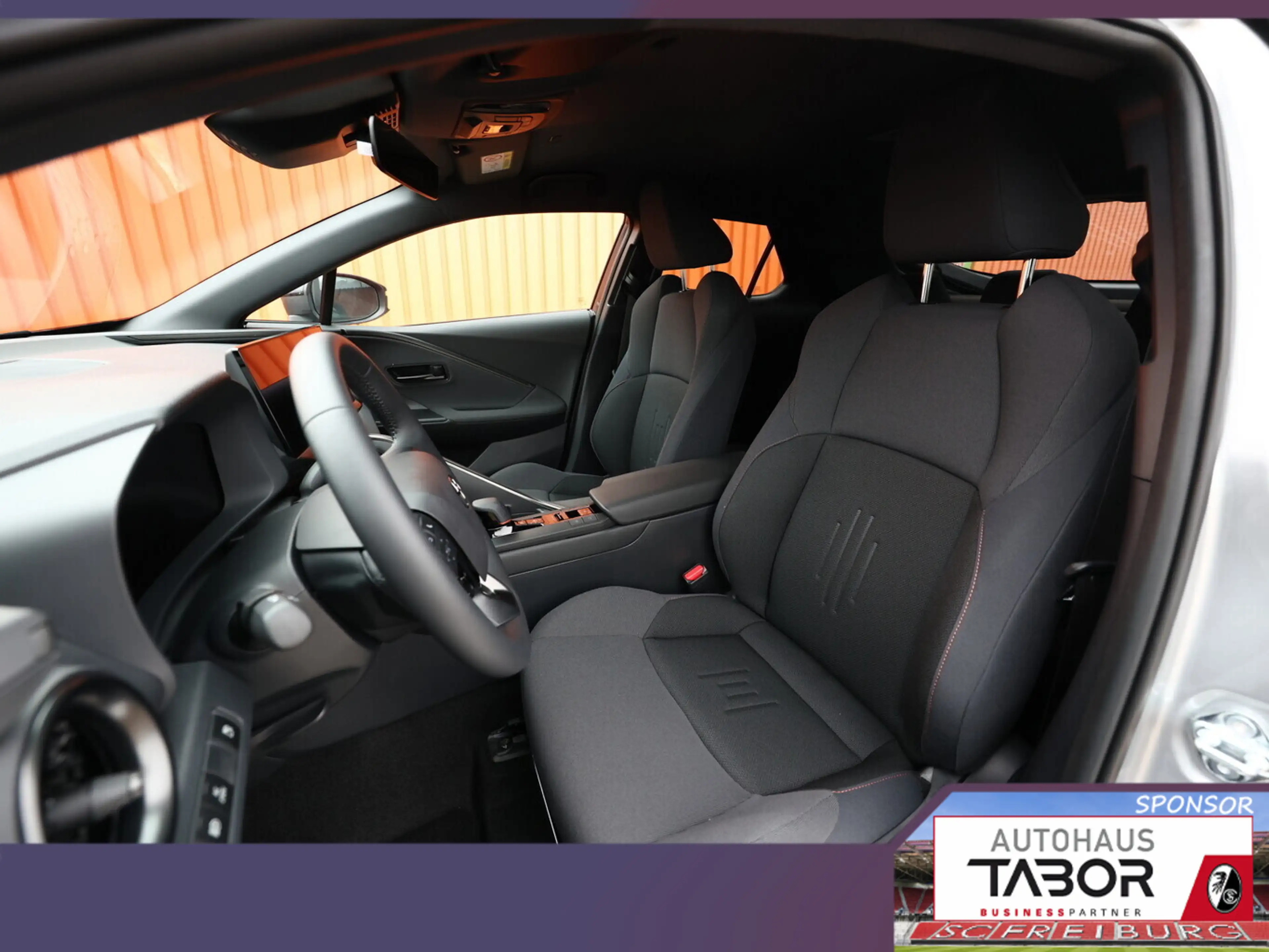 Toyota C-HR PHEV Teamplayer Nav eHk SmarKey UVP-30%* — photo 6