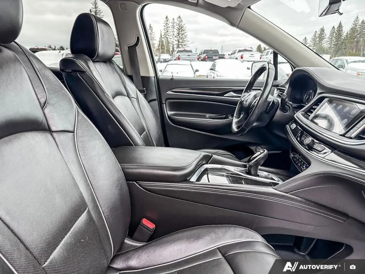 Buick Enclave fotografie Buick Enclave