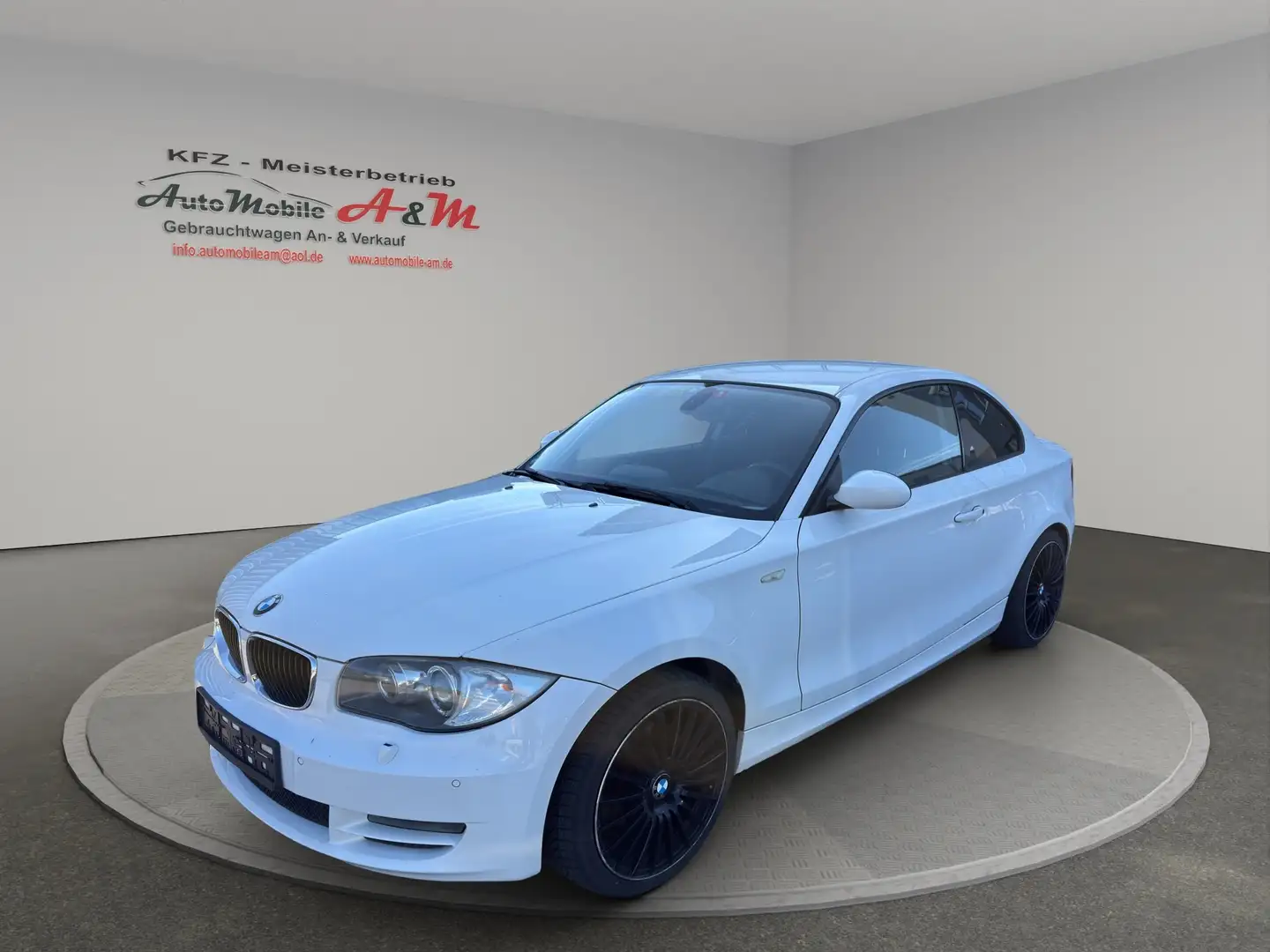 BMW 120 120d Weiß - 2