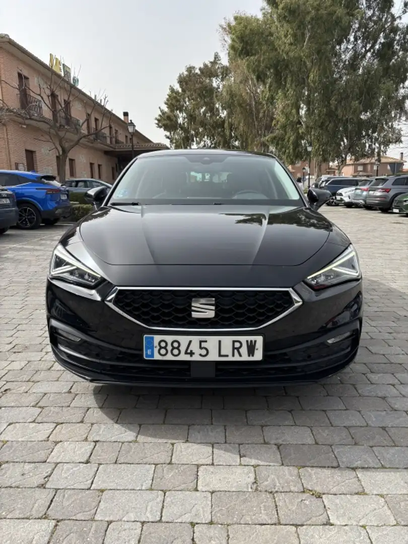 SEAT Leon Berlina Automático de 5 Puertas Negro - 1
