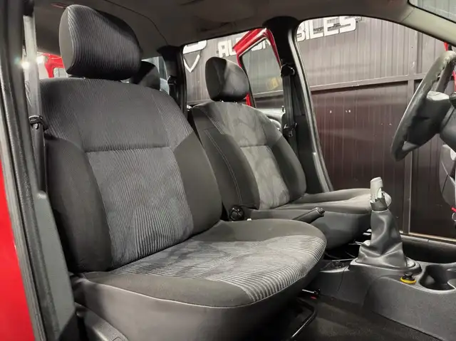 Dacia Logan view 12
