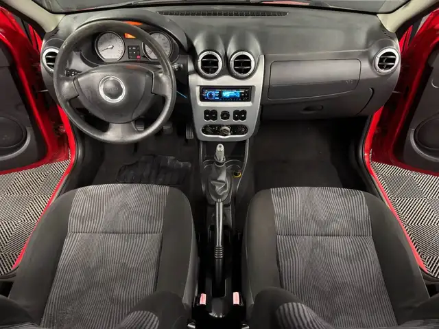Dacia Logan view 16