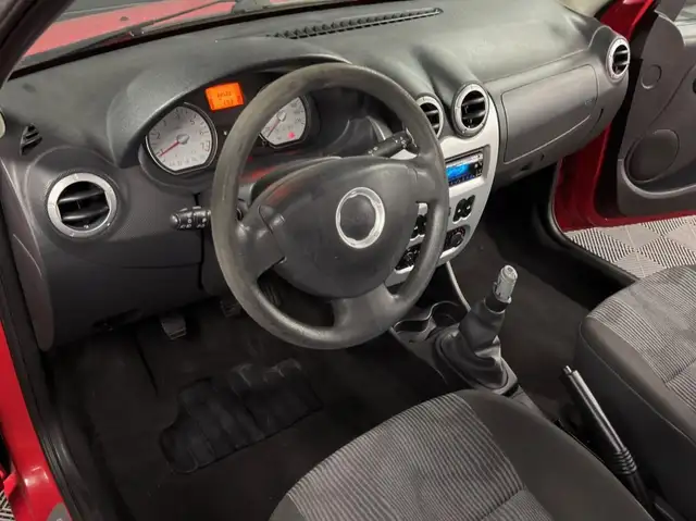 Dacia Logan view 10