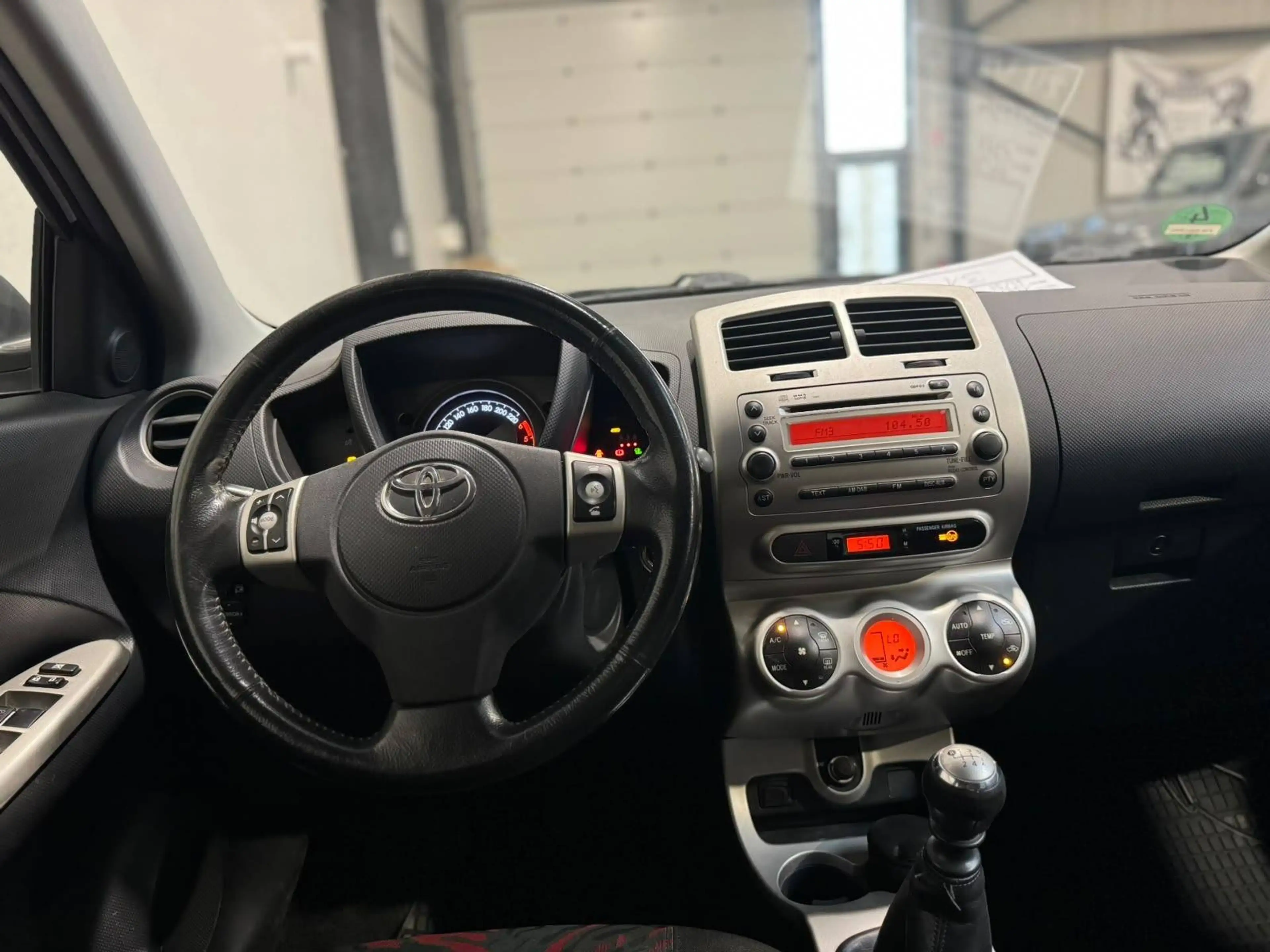 Toyota Urban Cruiser Diesel 4X4 | EXPORT | 90k km | Clim | Historique | Start Stop | Attache remorque — photo 9