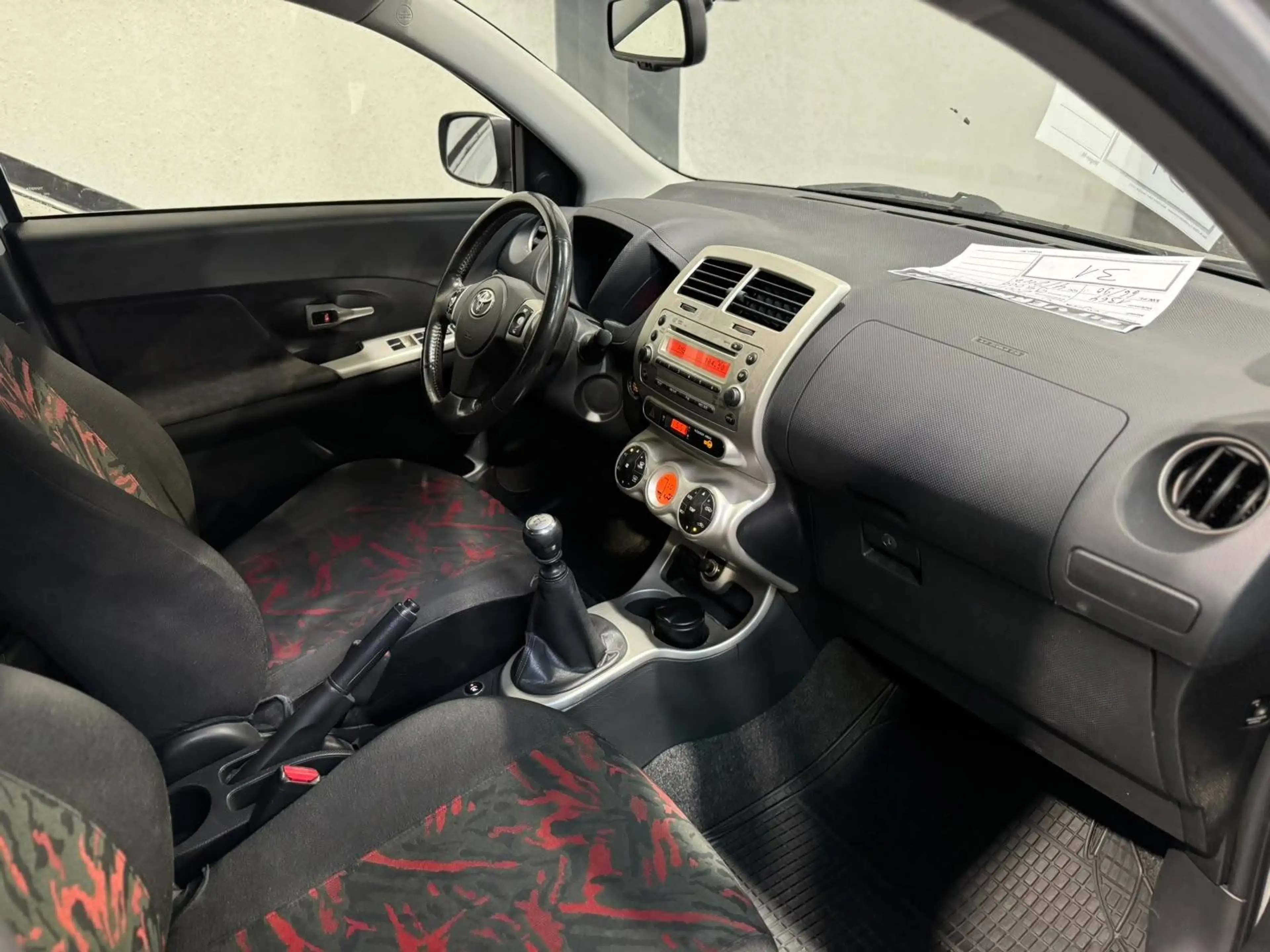 Toyota Urban Cruiser Diesel 4X4 | EXPORT | 90k km | Clim | Historique | Start Stop | Attache remorque — photo 12
