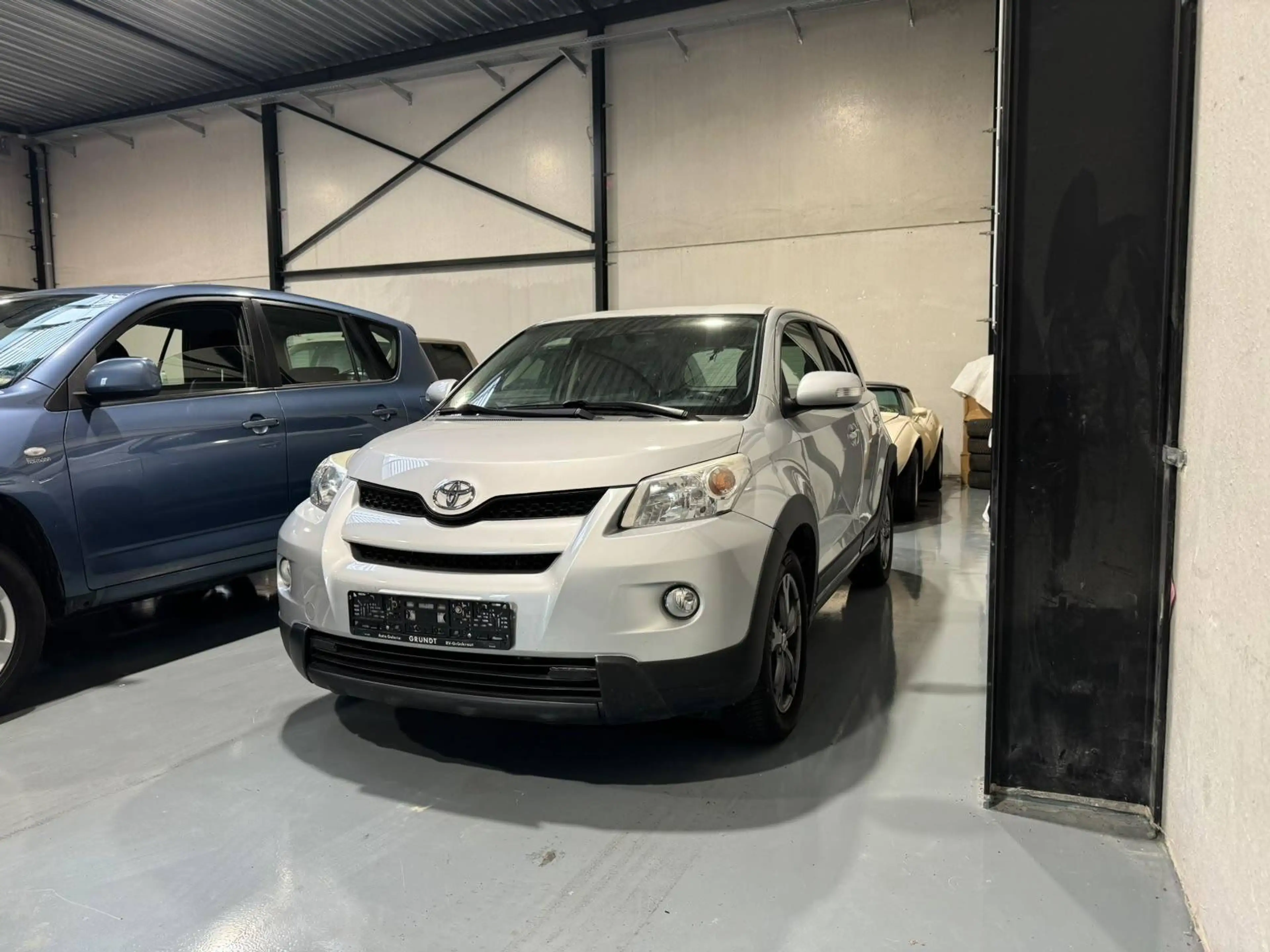 Toyota Urban Cruiser Diesel 4X4 | EXPORT | 90k km | Clim | Historique | Start Stop | Attache remorque — photo 2