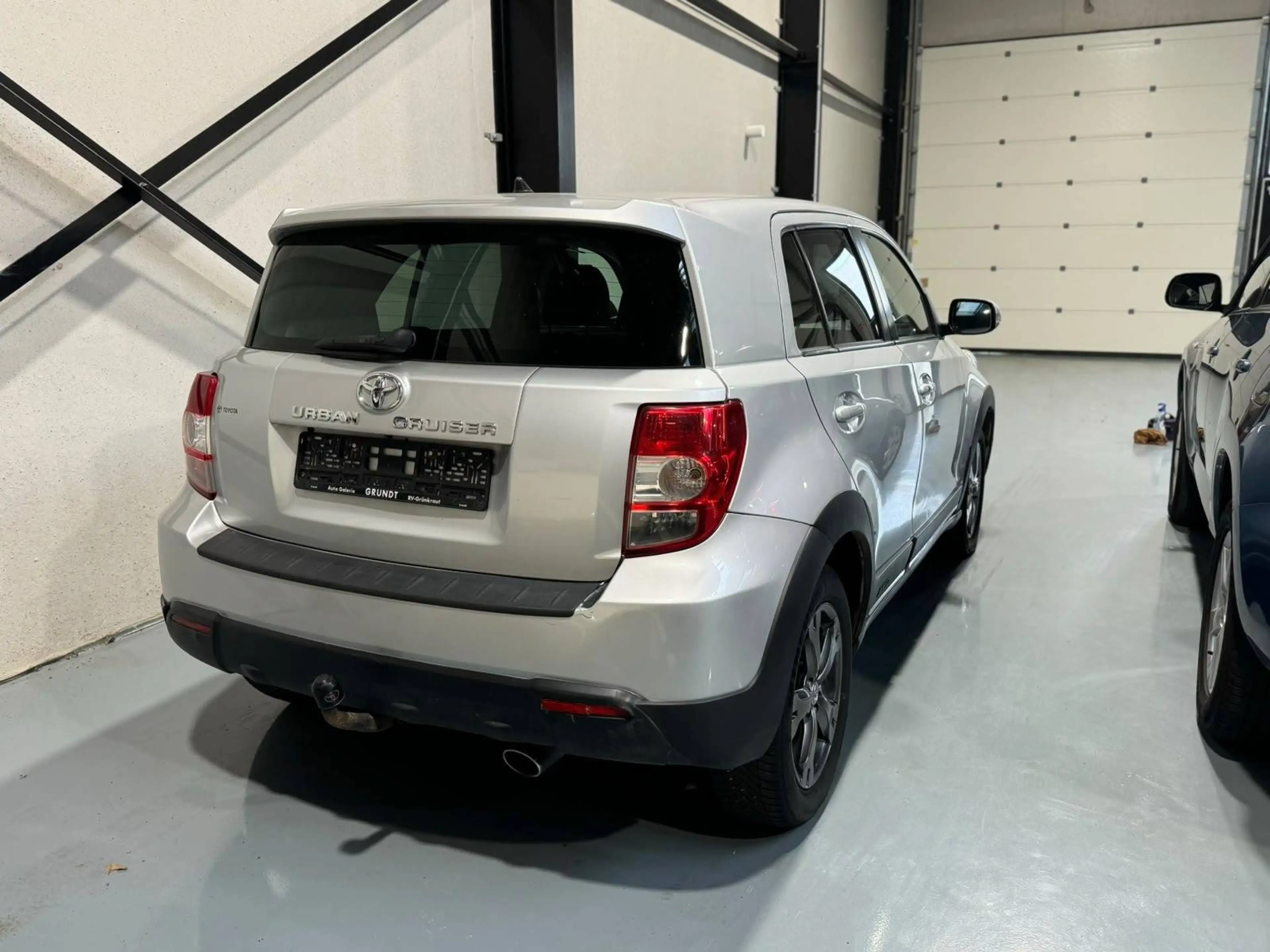 Toyota Urban Cruiser Diesel 4X4 | EXPORT | 90k km | Clim | Historique | Start Stop | Attache remorque — photo 4
