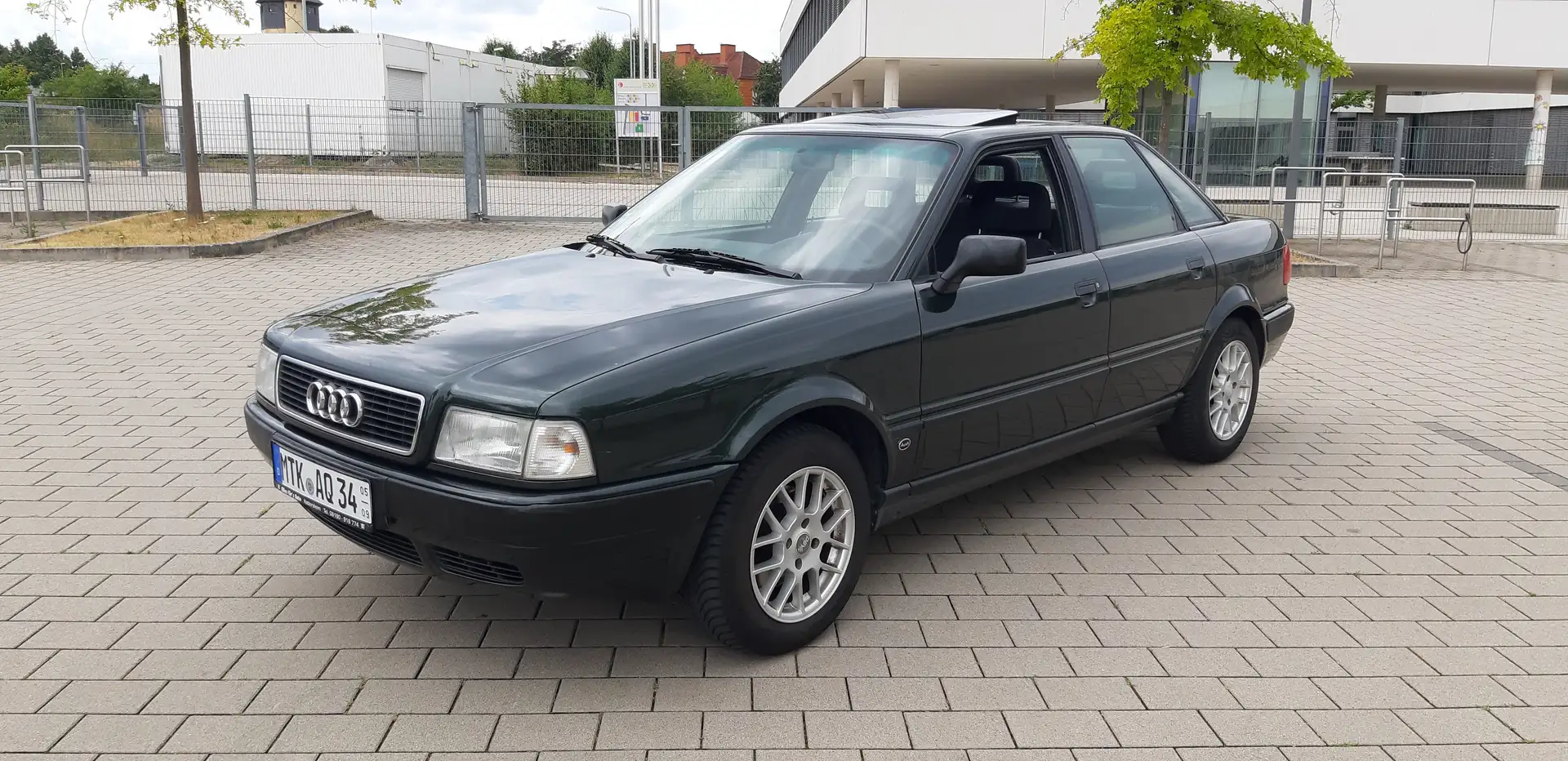Audi 80 Audi 80 B4 2.0 E Automatik Zelená - 1