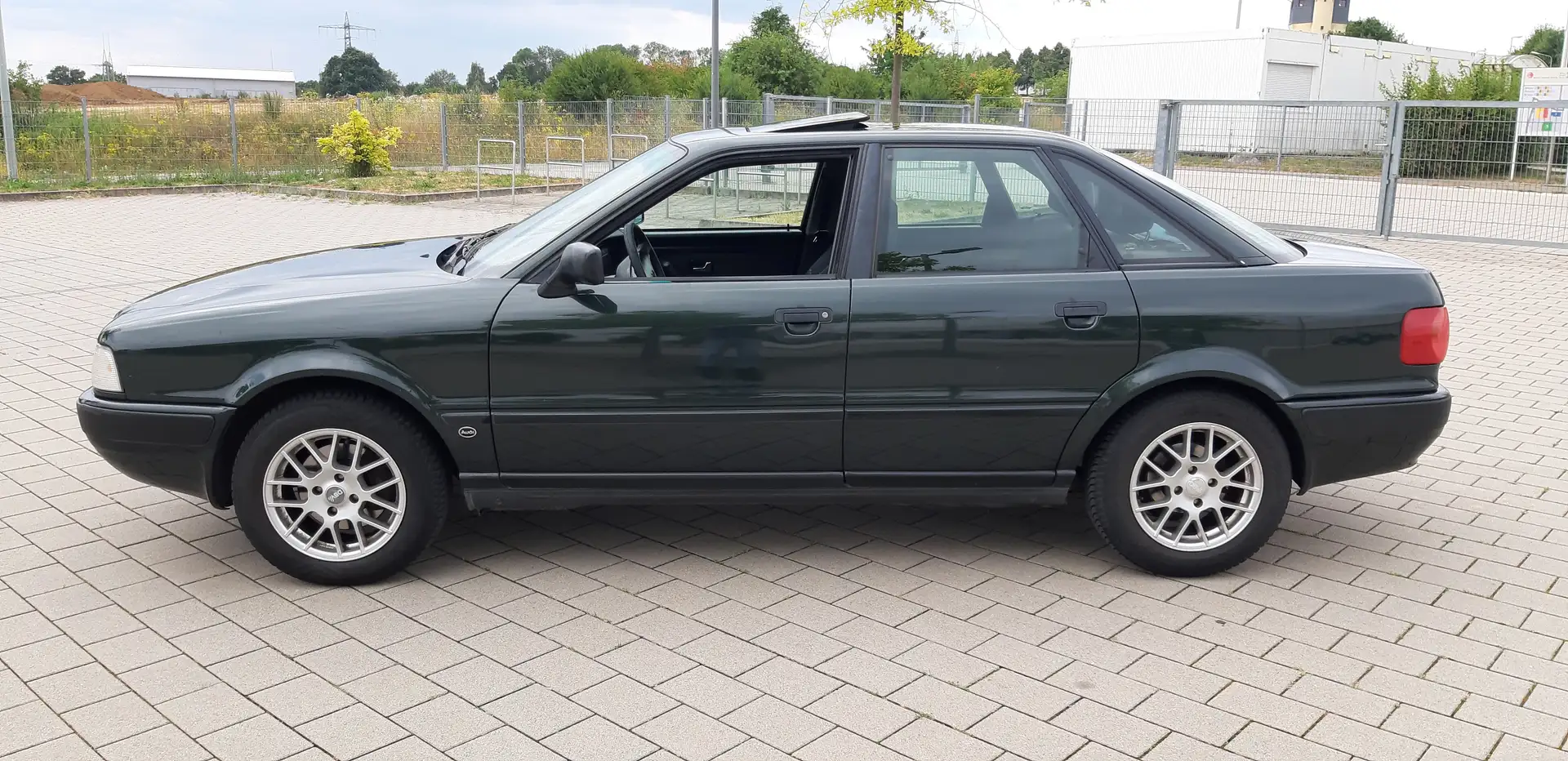 Audi 80 Audi 80 B4 2.0 E Automatik Zelená - 2