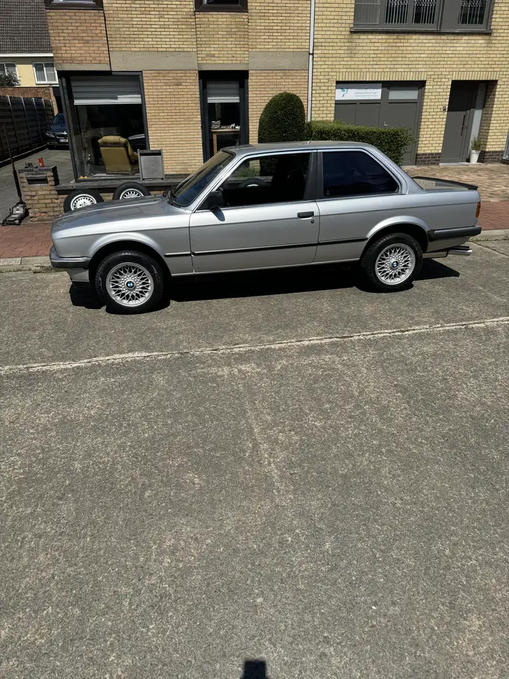 BMW 320, foto 11