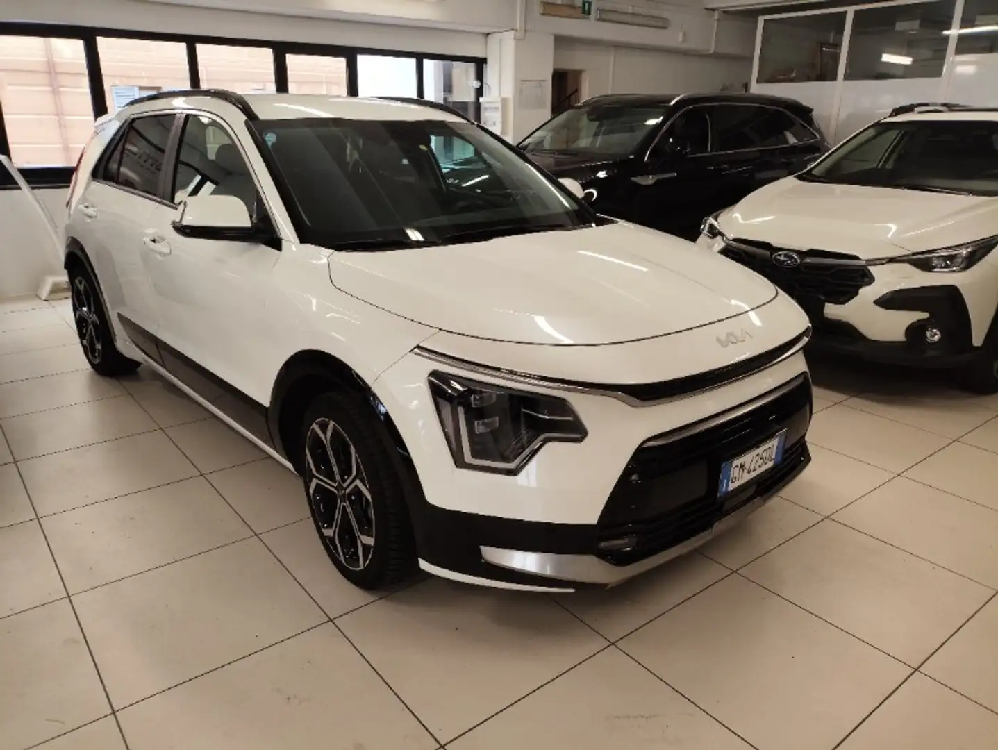 Kia Niro 1.6 GDi DCT HEV Evolution Weiß - 2