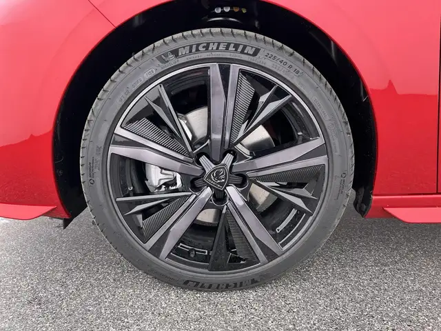 Peugeot 308 view 10