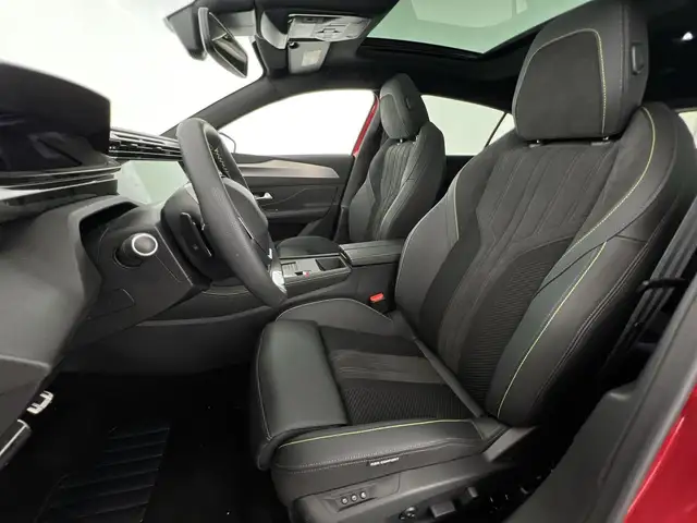 Peugeot 308 view 7