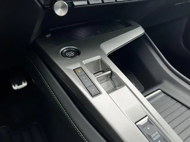 Peugeot 308 view 13