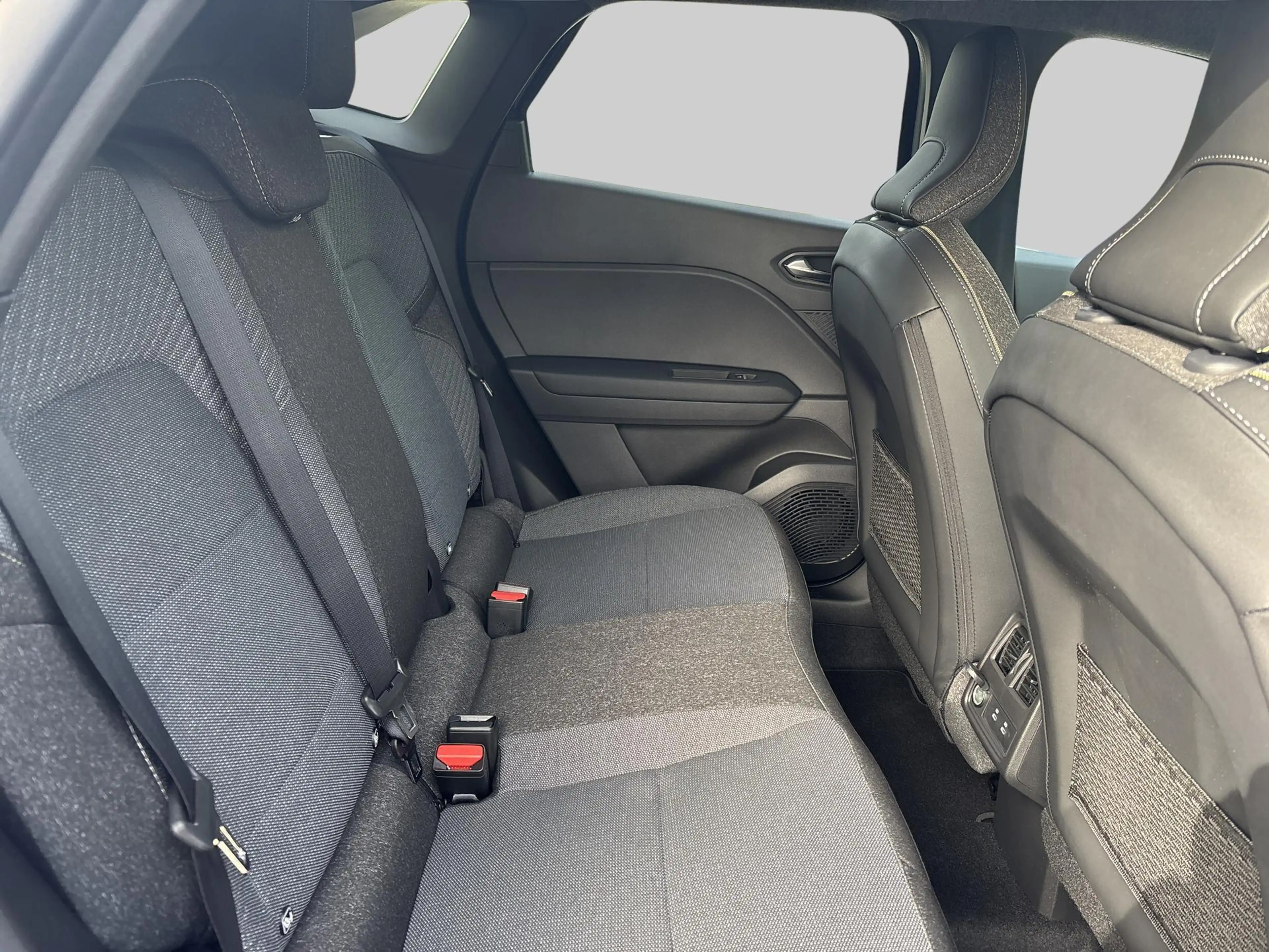 Mitsubishi Grandis 1.8 HEV Intense+ | Apple Carplay/Android Auto | Au — photo 14