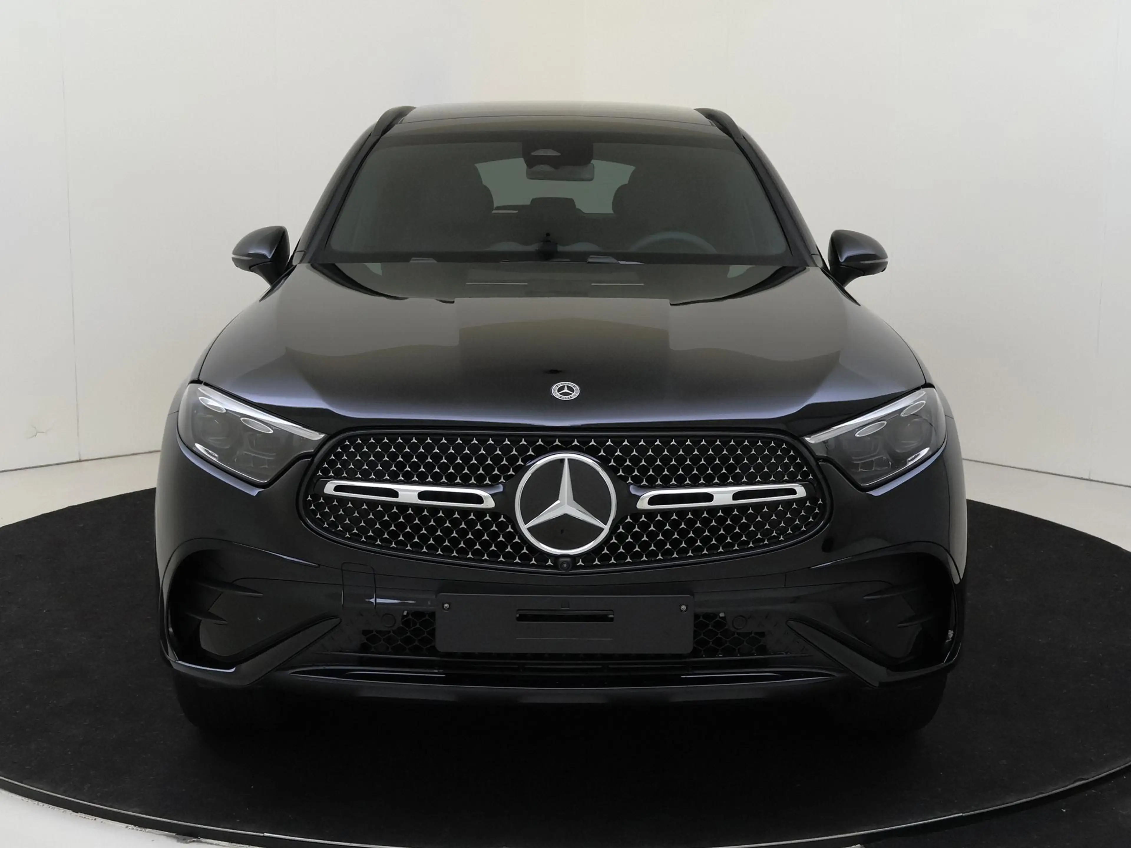 Mercedes-Benz GLC 300 300e 4MATIC Business Solution AMG — photo 6
