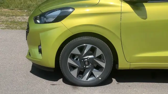 Hyundai I10 view 10