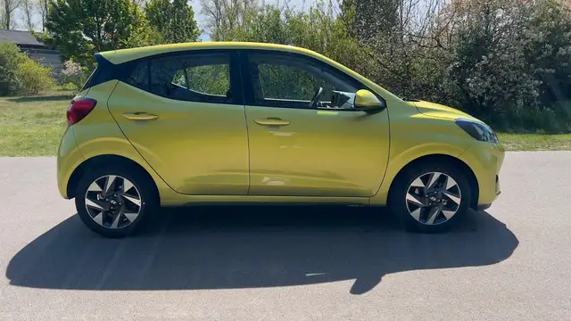 Hyundai I10 view 8