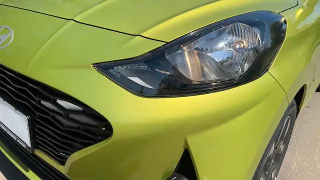 Hyundai I10 view 9