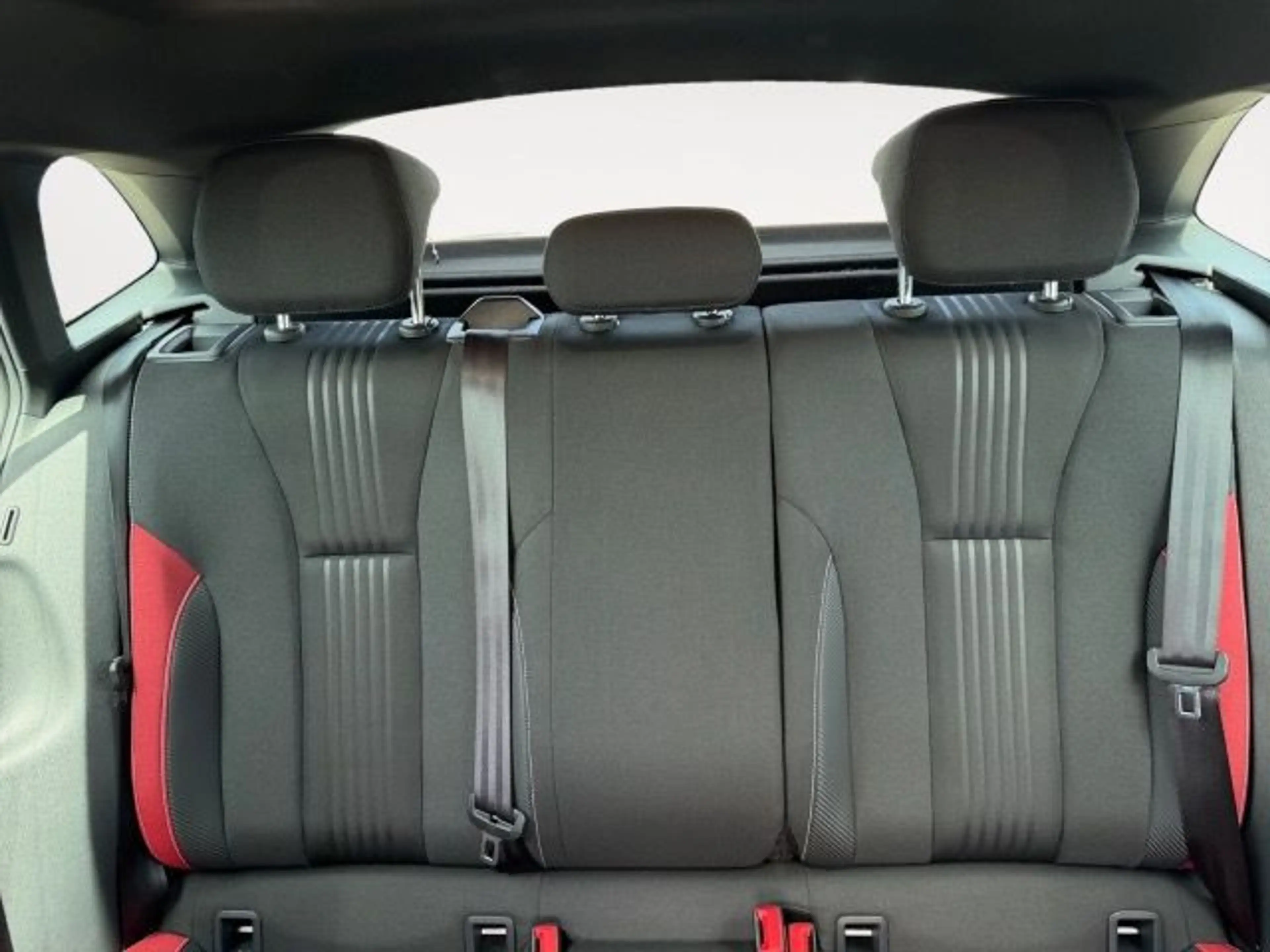 Skoda Scala 1.5 TSI DSG Monte Carlo Navi,Frontscheibe — photo 13