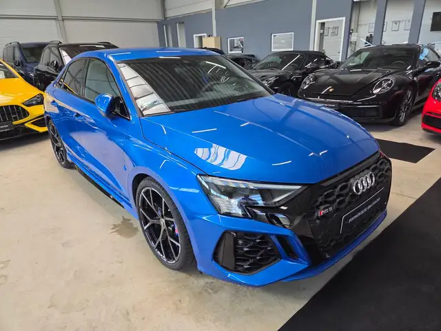 Audi RS3 view 8