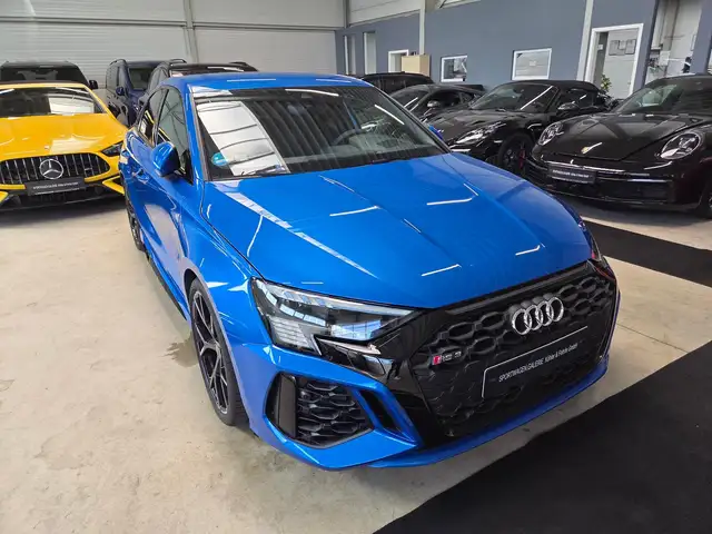 Audi RS3 view 7