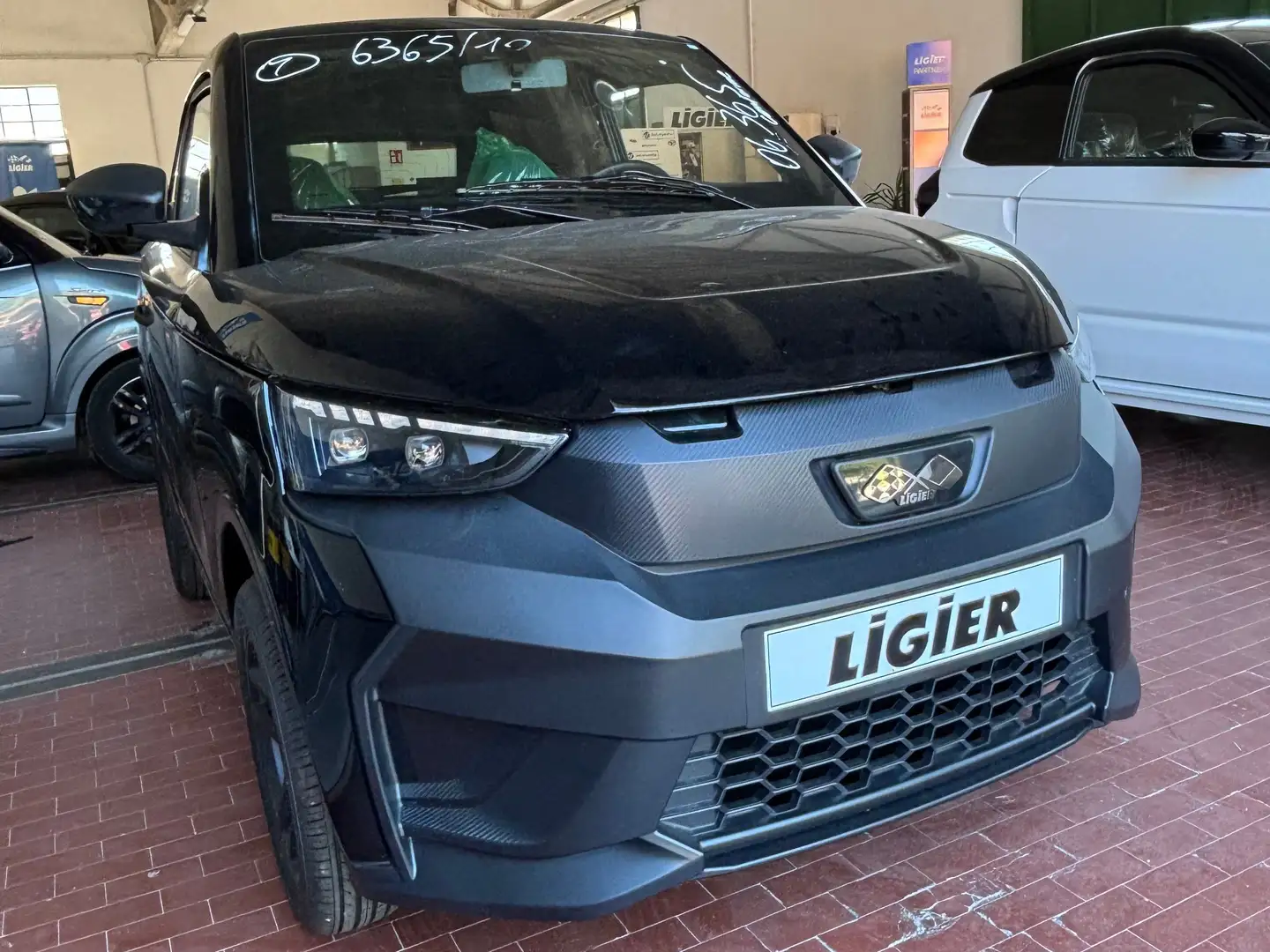 Ligier JS 50 select Schwarz - 1