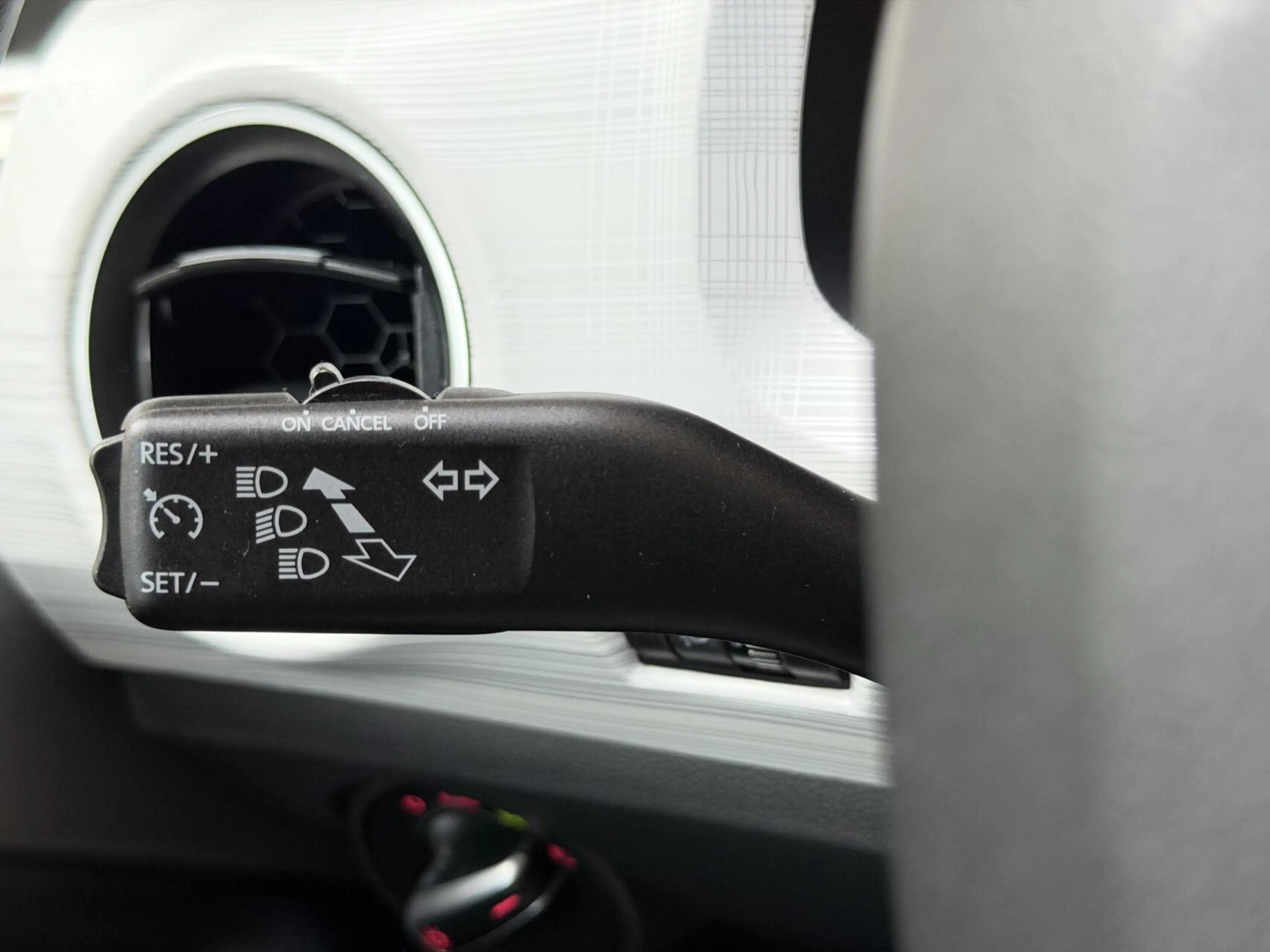 SEAT Mii Electric electric SoH 88,14% | Cruise control | Cl — photo 8