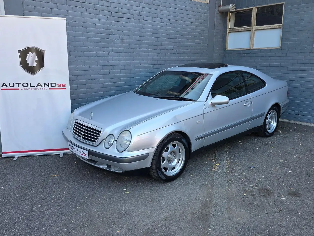 Mercedes-Benz CLK 200 SPORT Automatik Klima Shd Shz TÜV NEU, foto 12