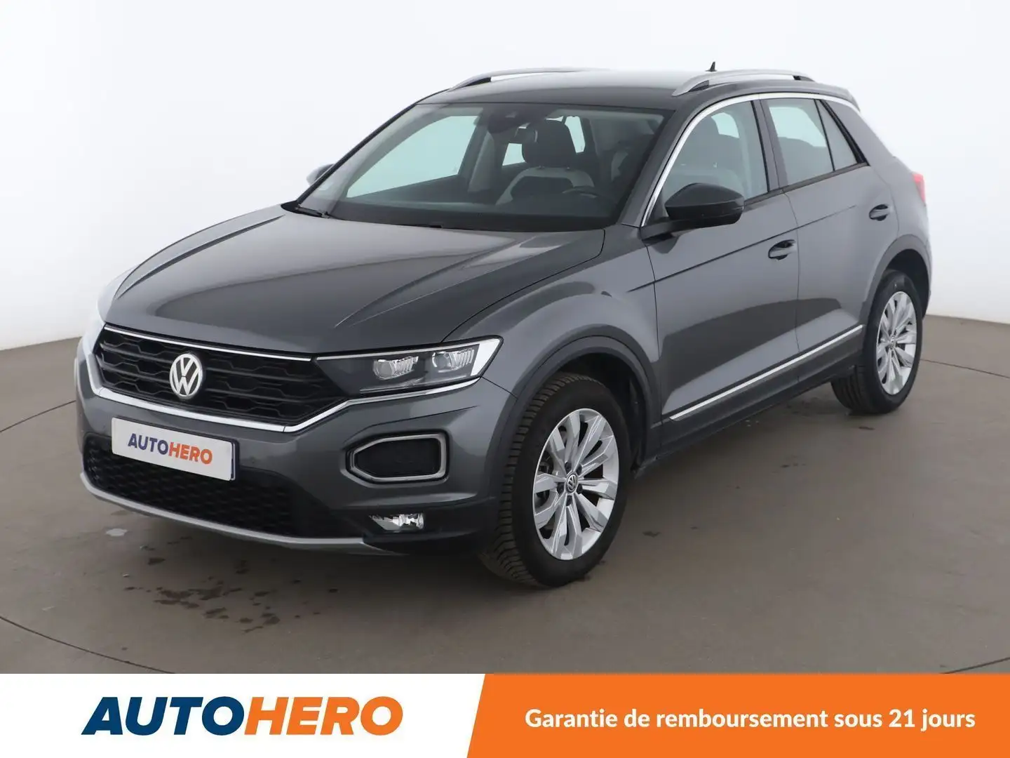 Volkswagen T-Roc 1.5 TSI EVO Carat DSG7 Gris - 1