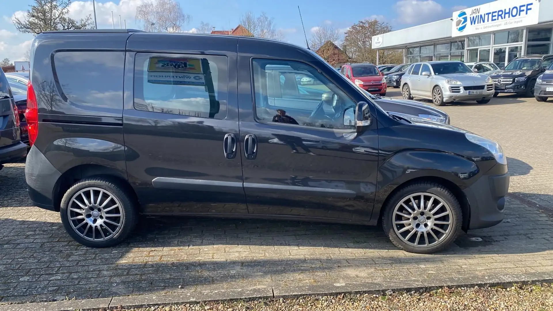 Fiat Doblo SX 2.0 16V Multijet Kasten AHK 1.HD NAVI Schwarz - 2