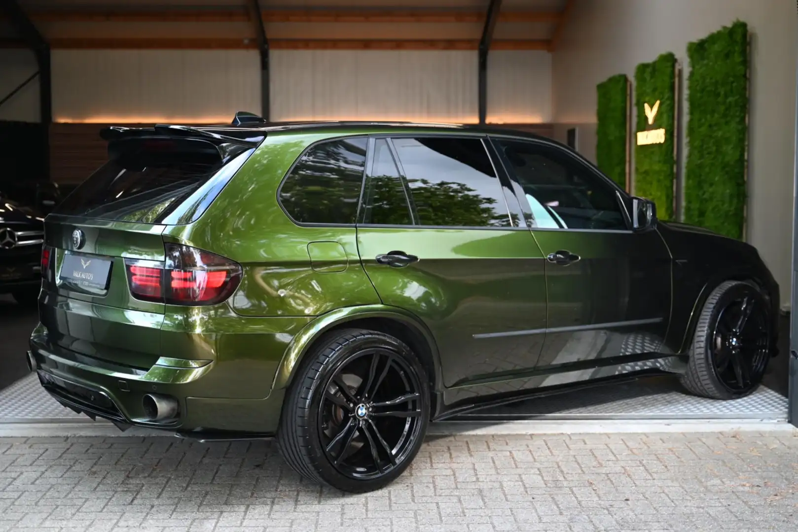 BMW X5 XDRIVE30D Grijs Kenteken - M-Sport - Lederen Sport Groen - 2