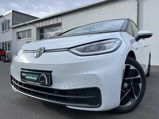 Volkswagen ID.3 Pro Performance 163€ m.20% Anz. 62kWh ACC MATRIX