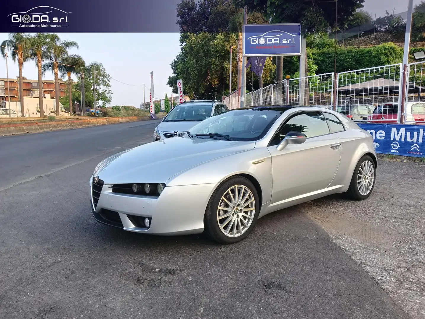Alfa Romeo Brera 2.2 JTS Sky Window Grau - 1