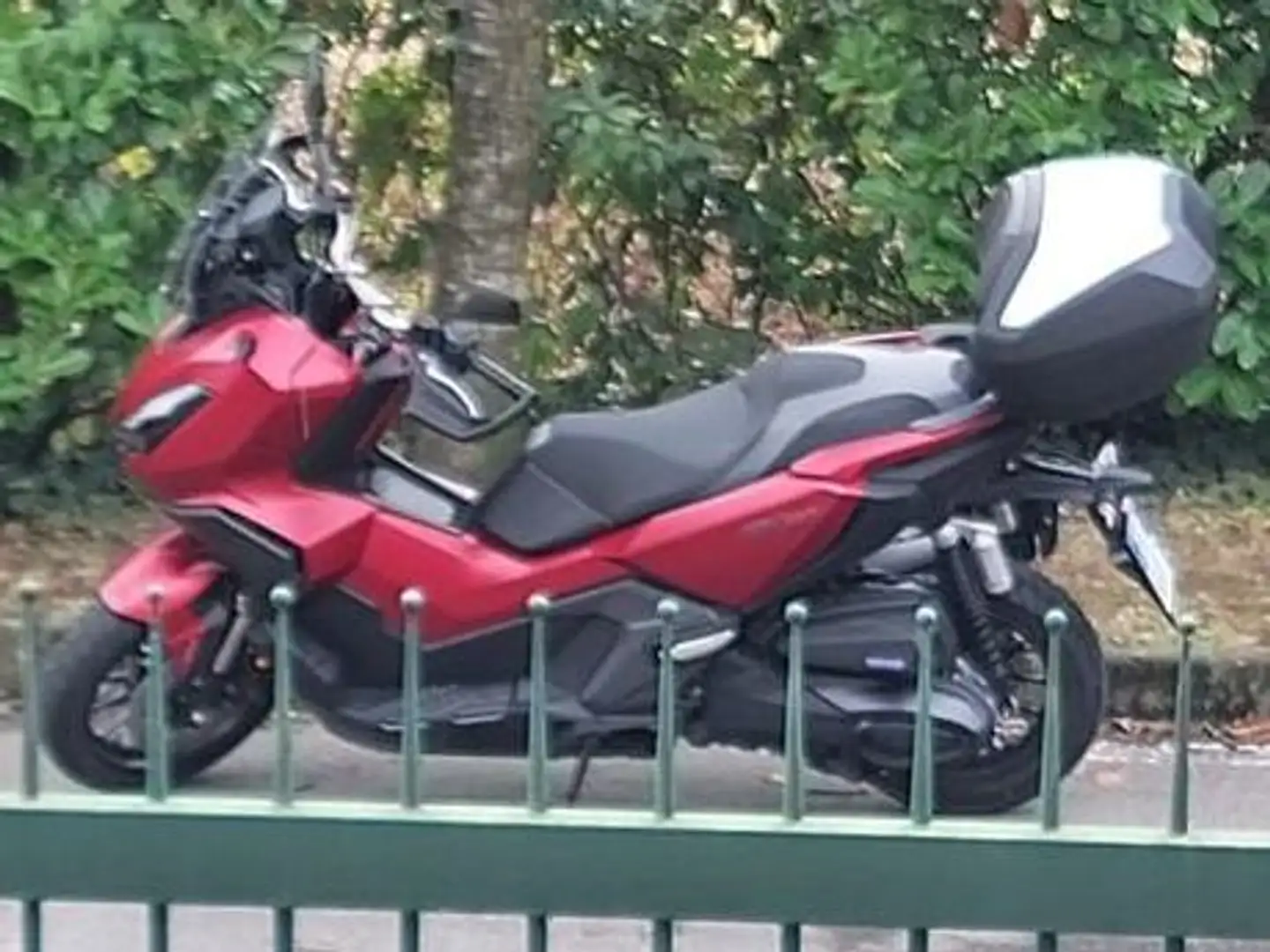 Honda ADV 350 my2023 Червоний - 1