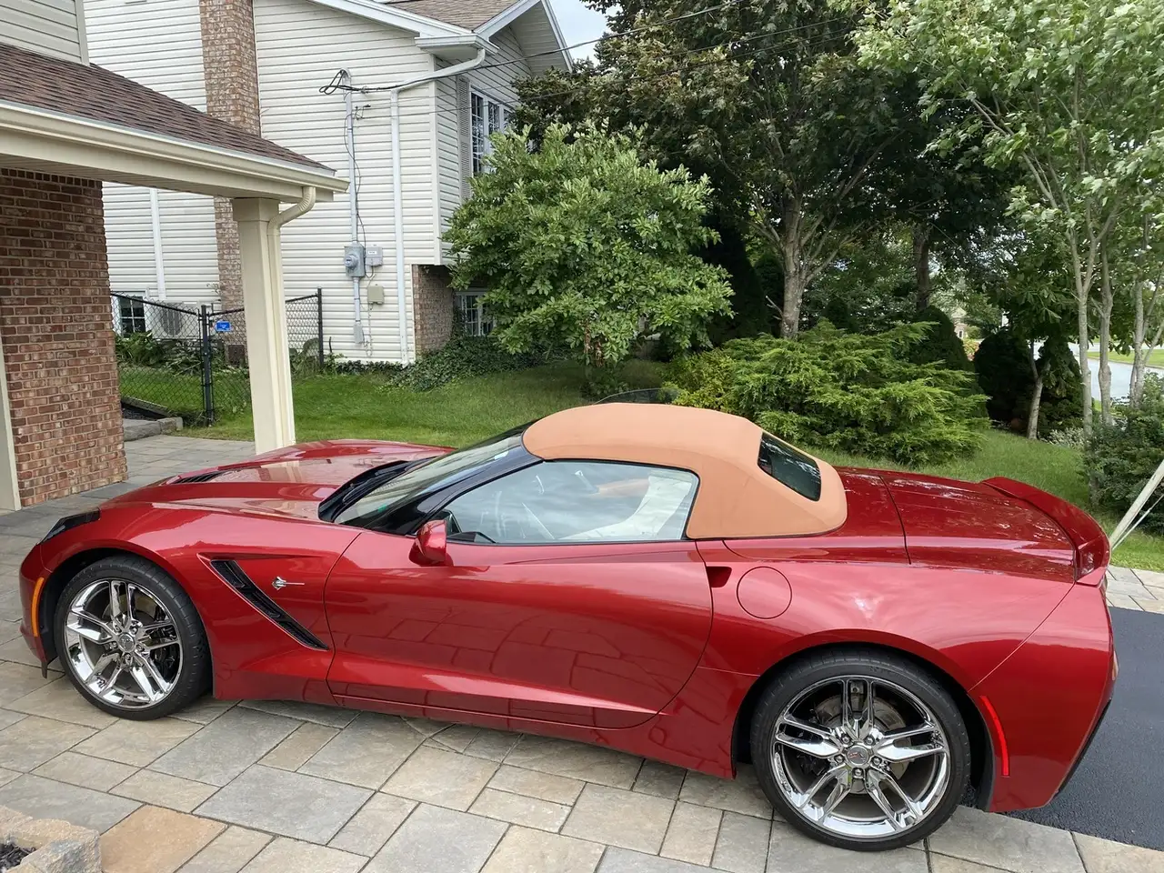 Chevrolet Corvette снимка Chevrolet Corvette