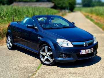 Tigra Twintop 1.4i XEP 16v Linea Rossa