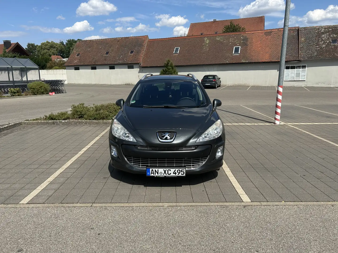 Peugeot 308 SW Grau - 2