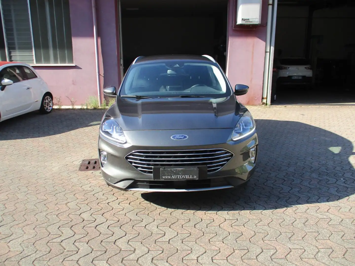 Ford Kuga 2.5 Plug In Hybrid 225 CV CVT 2WD Titanium Busines Grigio - 1