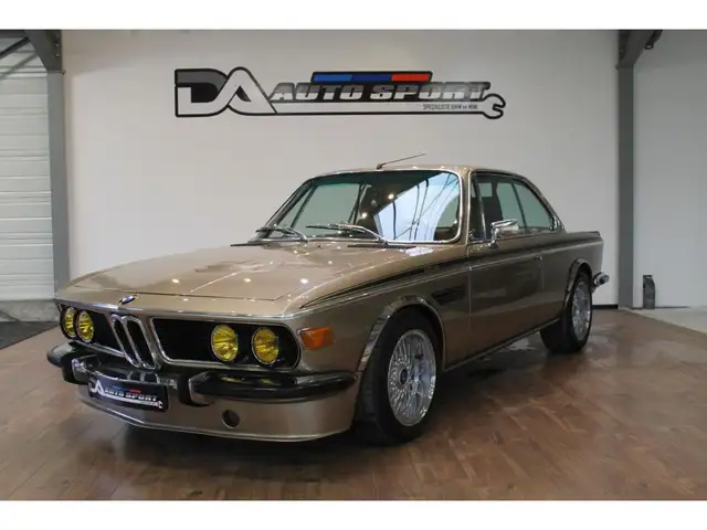 BMW E9 CSI - 200ch - Look CSL