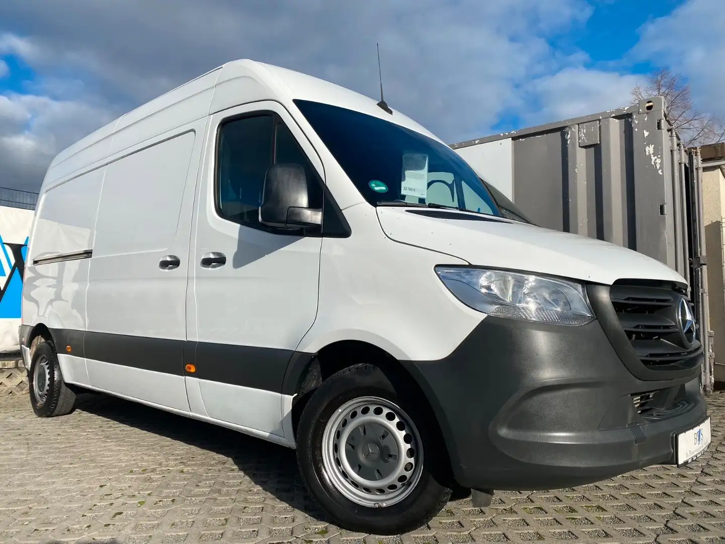 Mercedes-Benz Sprinter 211 CDI Worker FWD L2H2/1.Hd./40TKm*AHK Weiß - 1