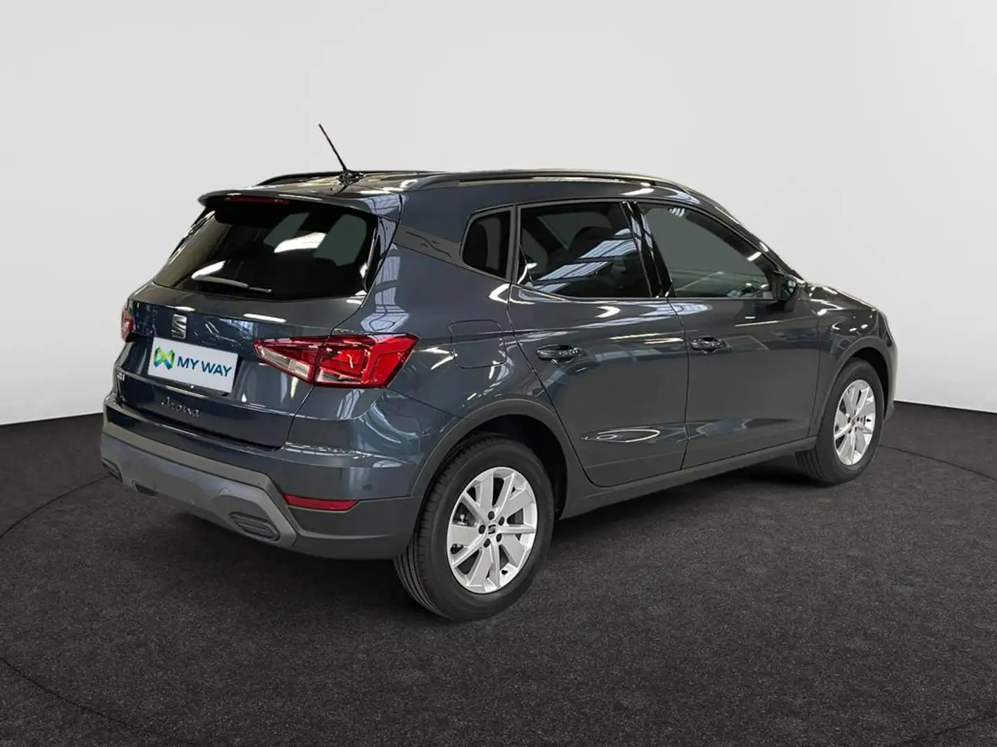 SEAT Arona Arona 1.0 TSI Play DSG Grau - 2