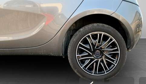 Lancia Ypsilon - Immagine 8