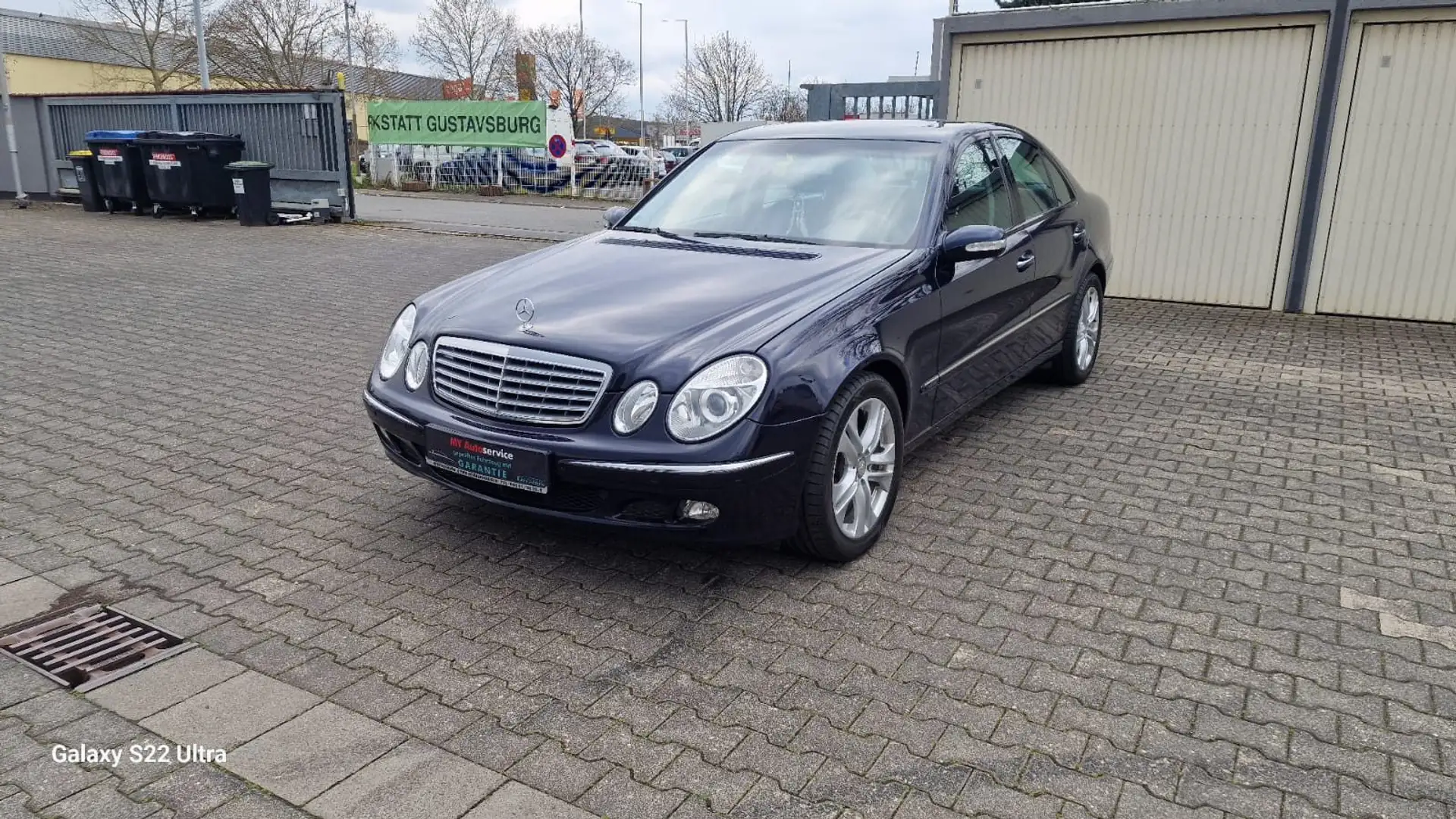 Mercedes-Benz E 240 E -Klasse Lim. E 240/8FACH BEREIT / Bleu - 2