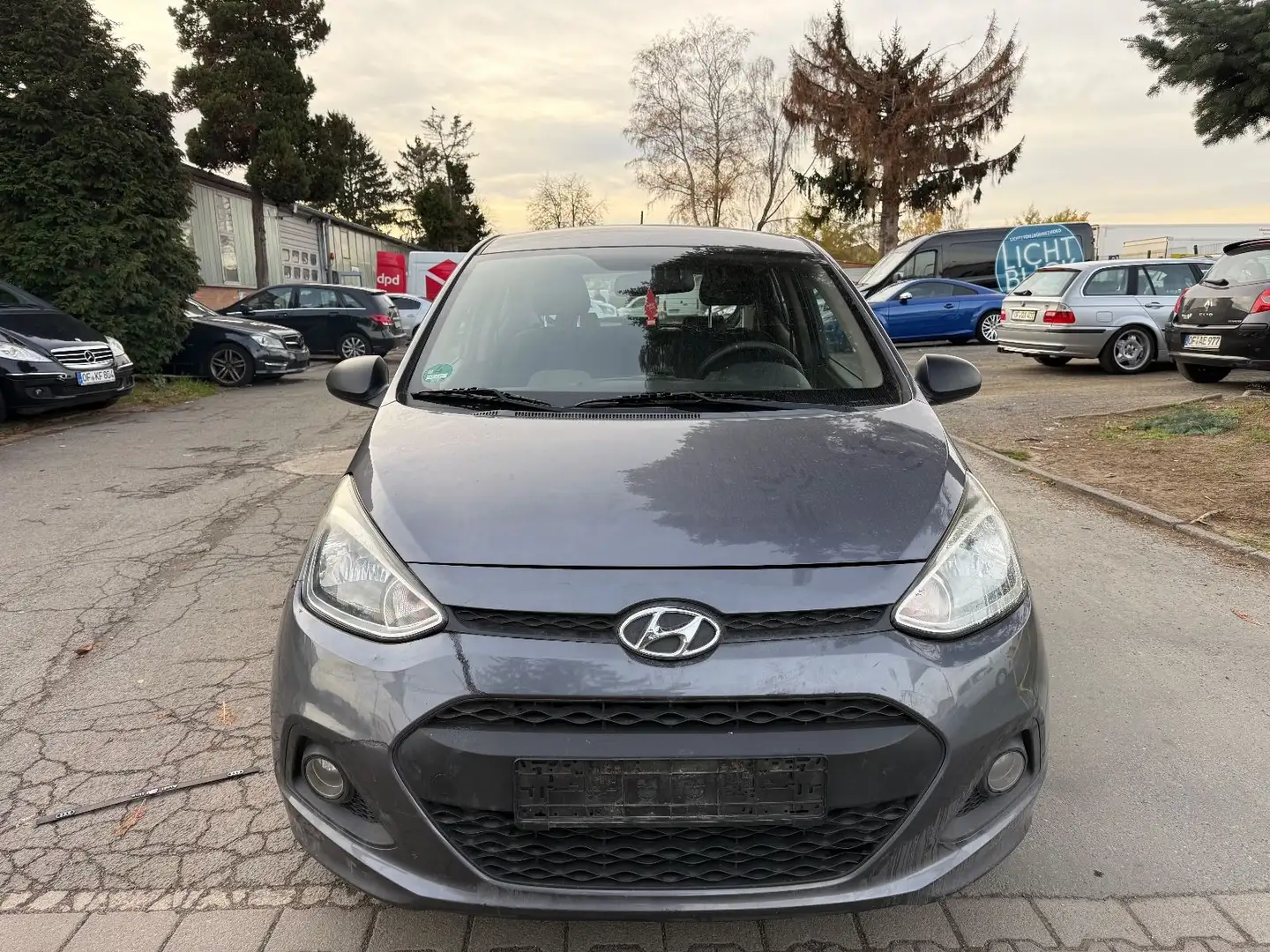 Hyundai i10 1.0 Automatik TÜV / KLIMA Or - 2