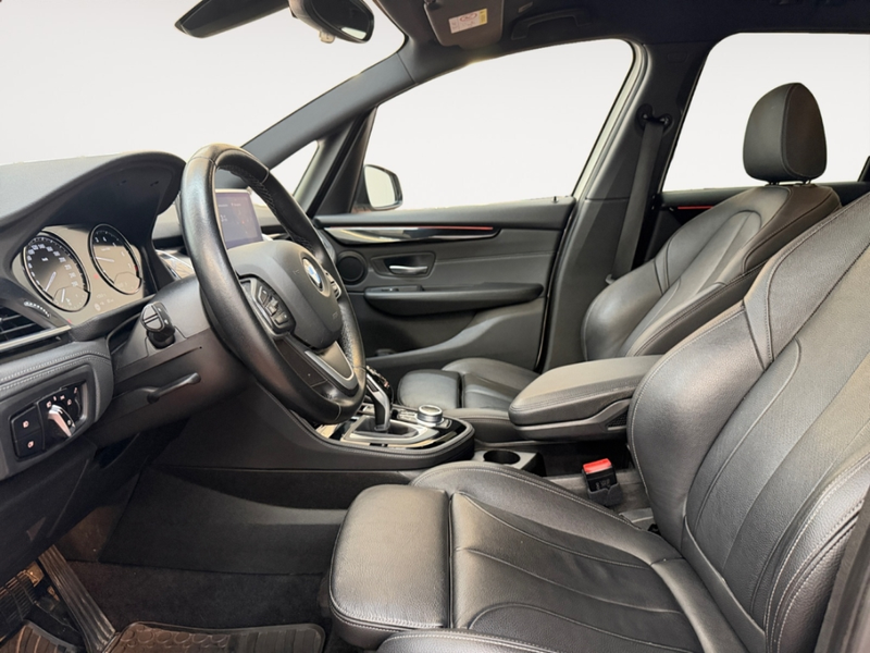BMW 218 Gran Tourer i Sport Line  7-Sitzer AUTOMATIK NAV L — photo 9