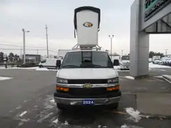 GMC Savana снимка GMC Savana