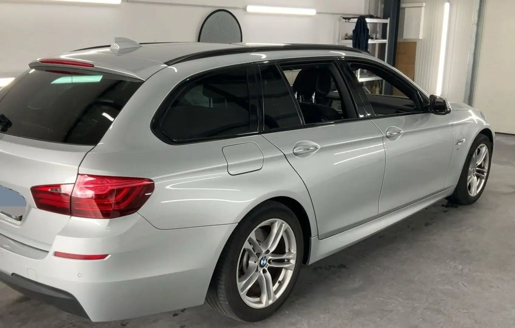 BMW 530 d xDrive M Sport*digital Tacho*HUD*360°Kamer Silber - 2