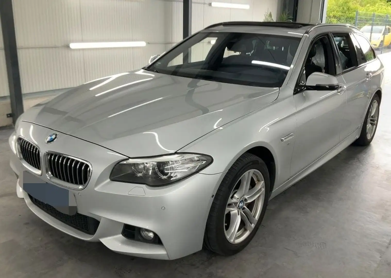 BMW 530 d xDrive M Sport*digital Tacho*HUD*360°Kamer Silber - 1